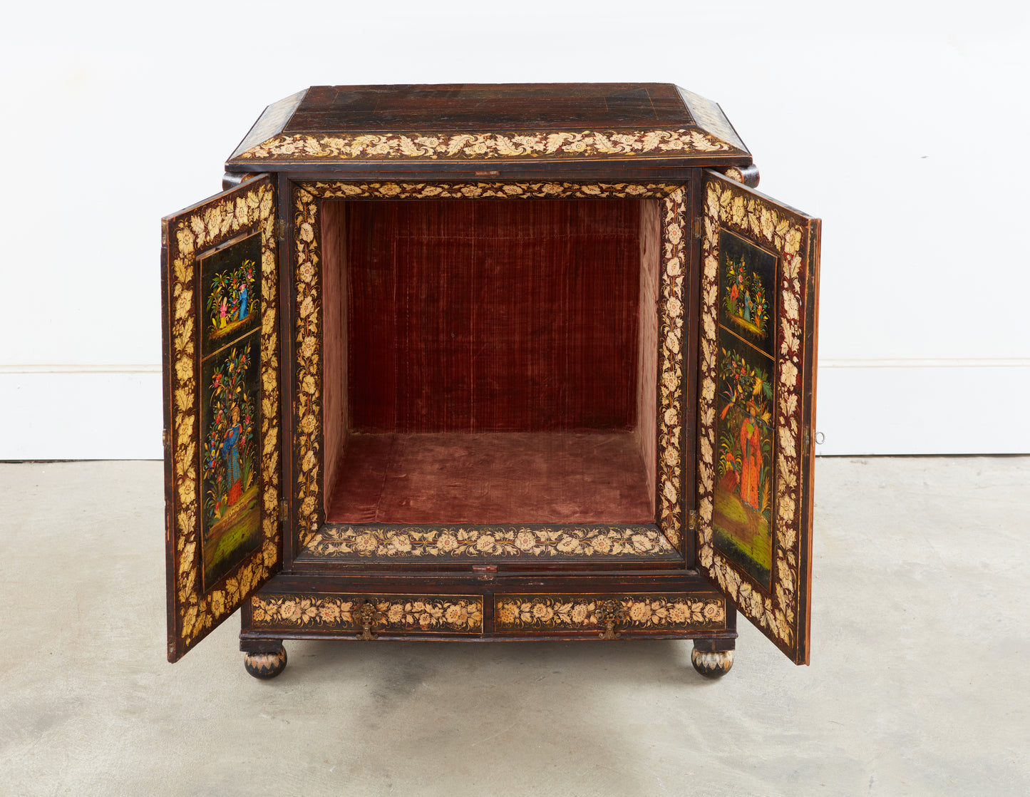 Regency Parcel Gilt and Polychrome Japanned and Penwork Cabinet c. 1820