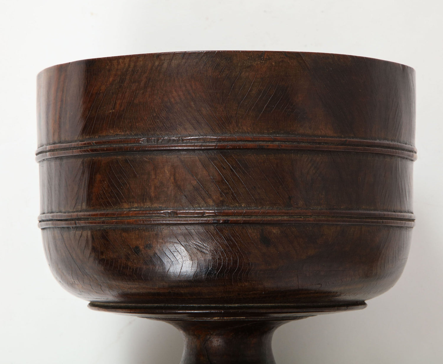 Lignum-vitae-wassail-bowl-(Big-one)-9