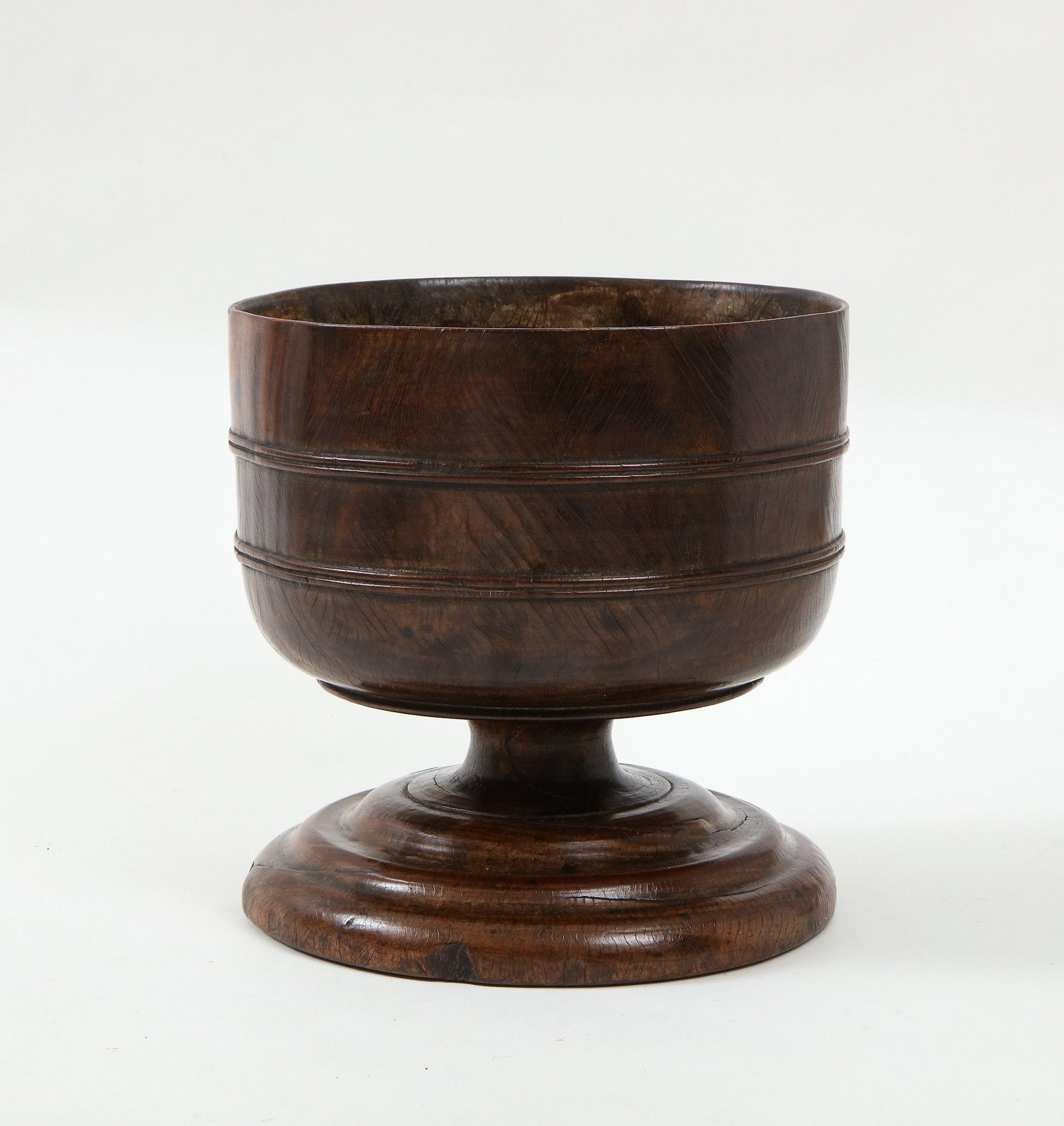 Lignum-vitae-wassail-bowl-(Big-one)-1