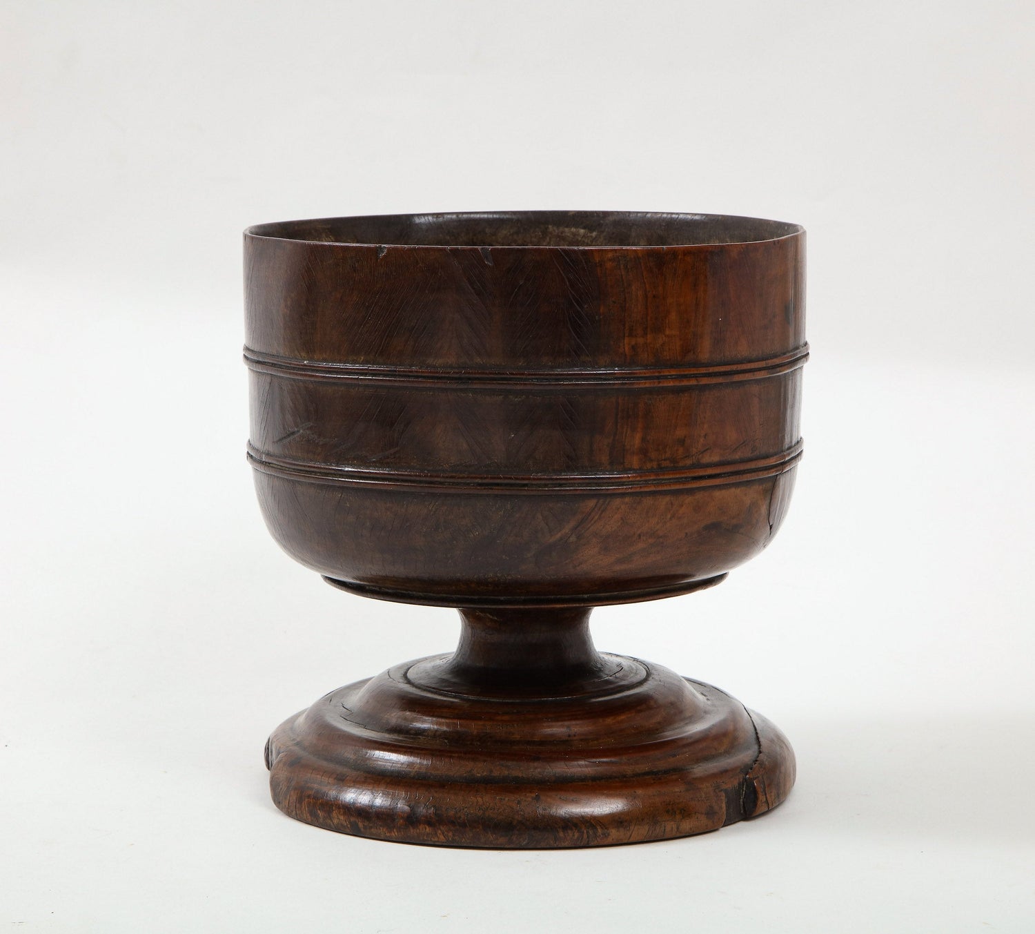 Lignum-vitae-wassail-bowl-(Big-one)-6