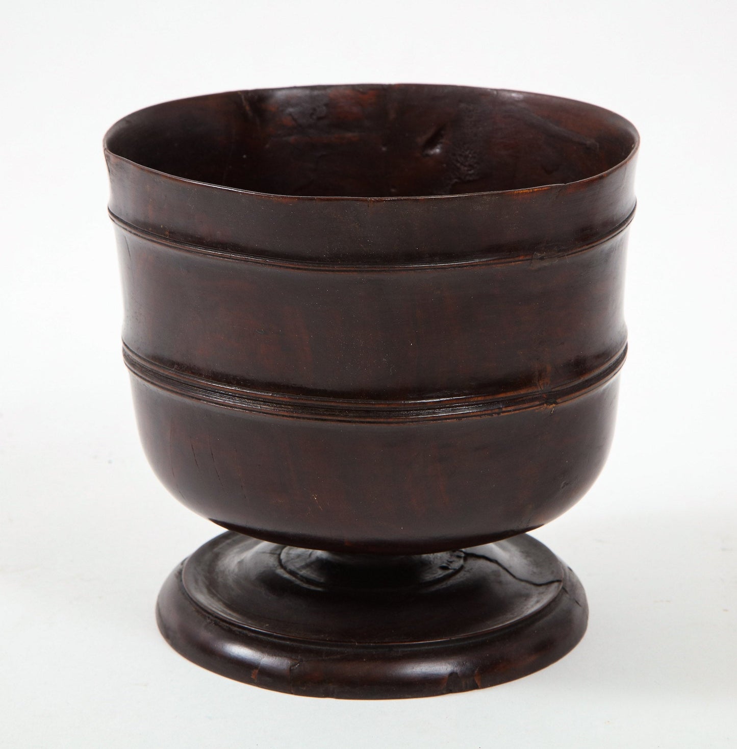Lignum-vitae-wassail-bowl-2