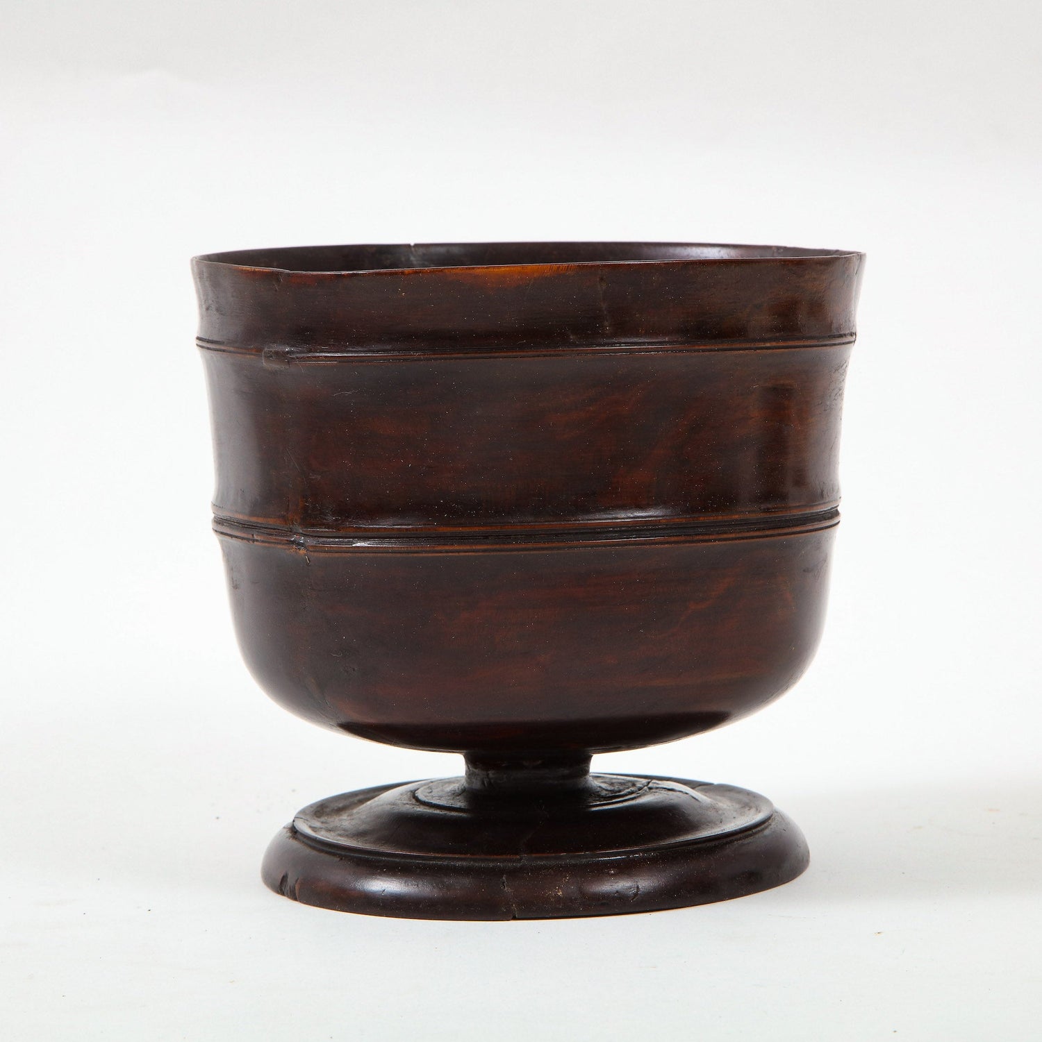 Lignum-vitae-wassail-bowl-3