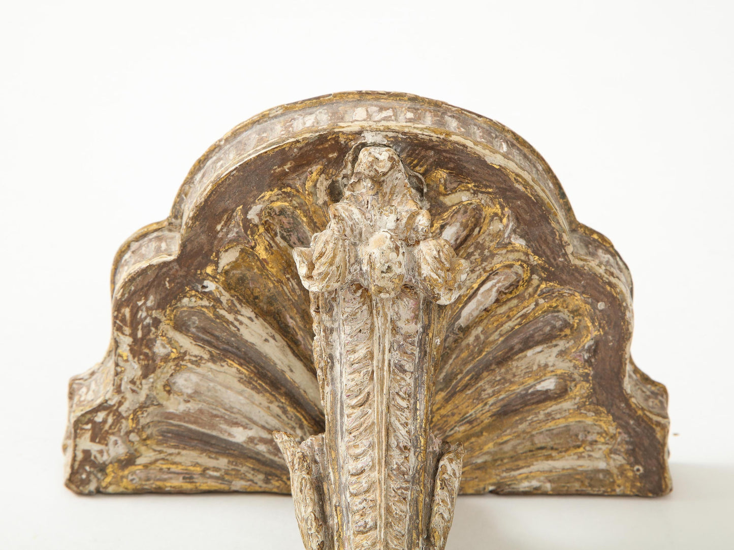 Neoclassical-Giltwood-Bracket-(single)-8