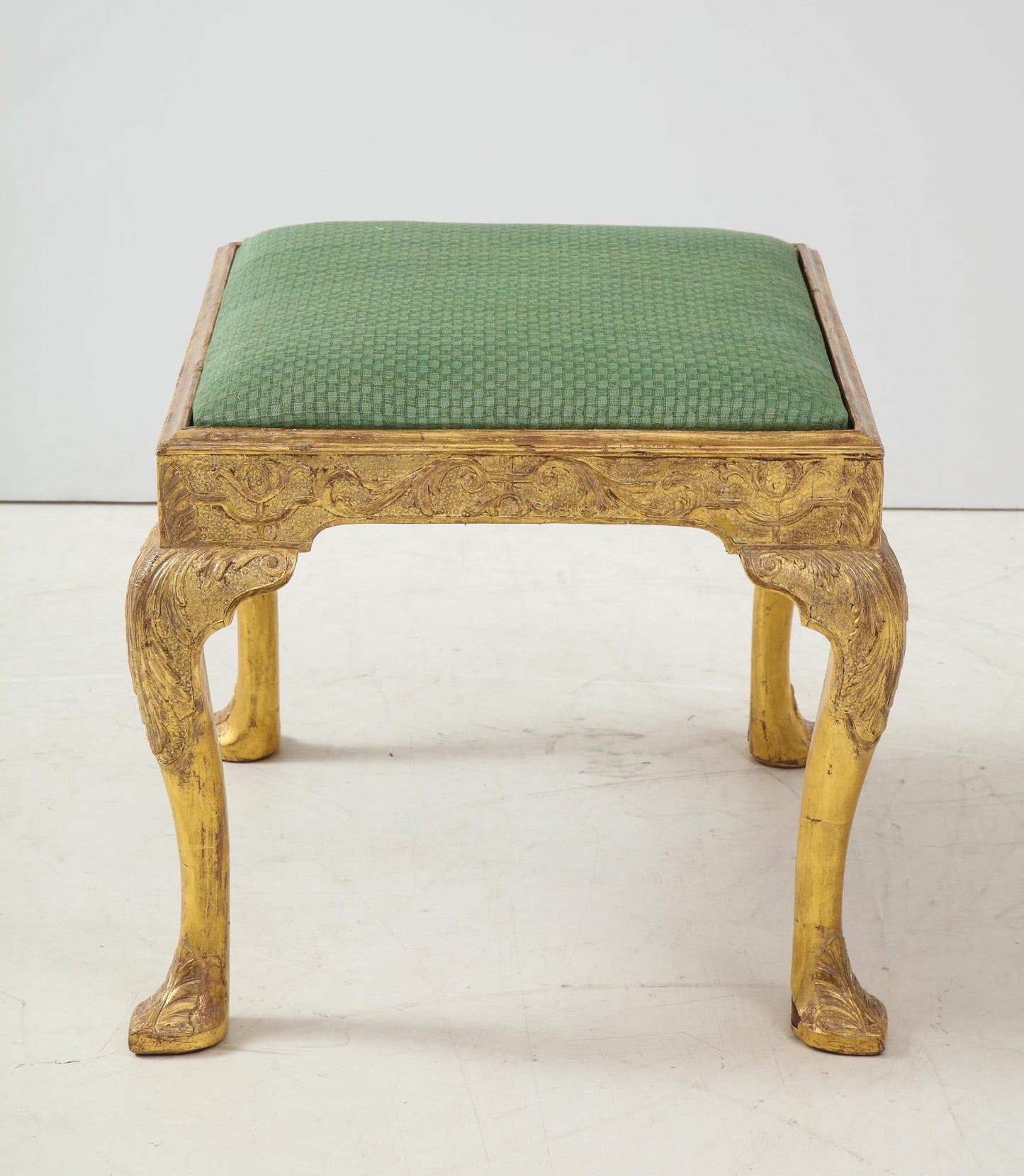 Carved-Gesso-Stool-with-Drop-In-Seat-(C-1740)-13