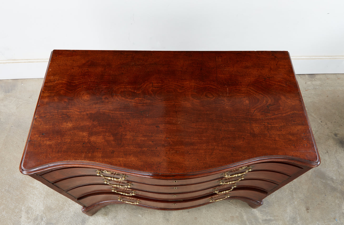 MAHOGANY CHIPPENDALE CHEST OF DRAWERS c. 1760