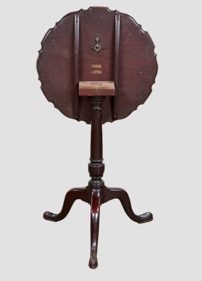 Mahogany Tripod Tea Table with Piecrust Top