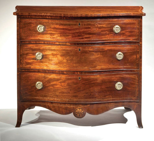 Hepplewhite-Mahogany-Serpentine-Chest-of-Drawers