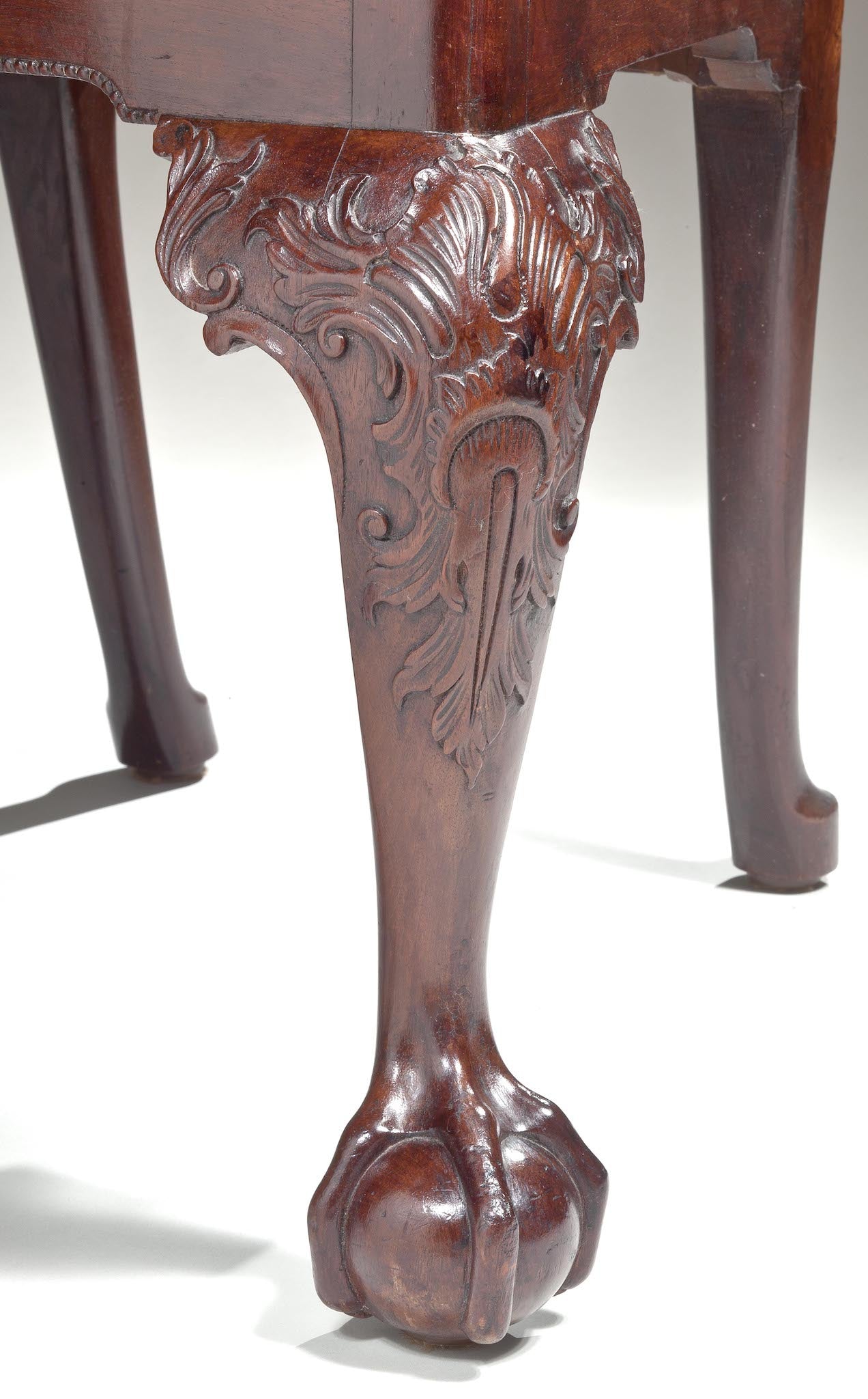 George-II-Carved-Mahogany-Dining-Chairs-(Set-of-8)-2