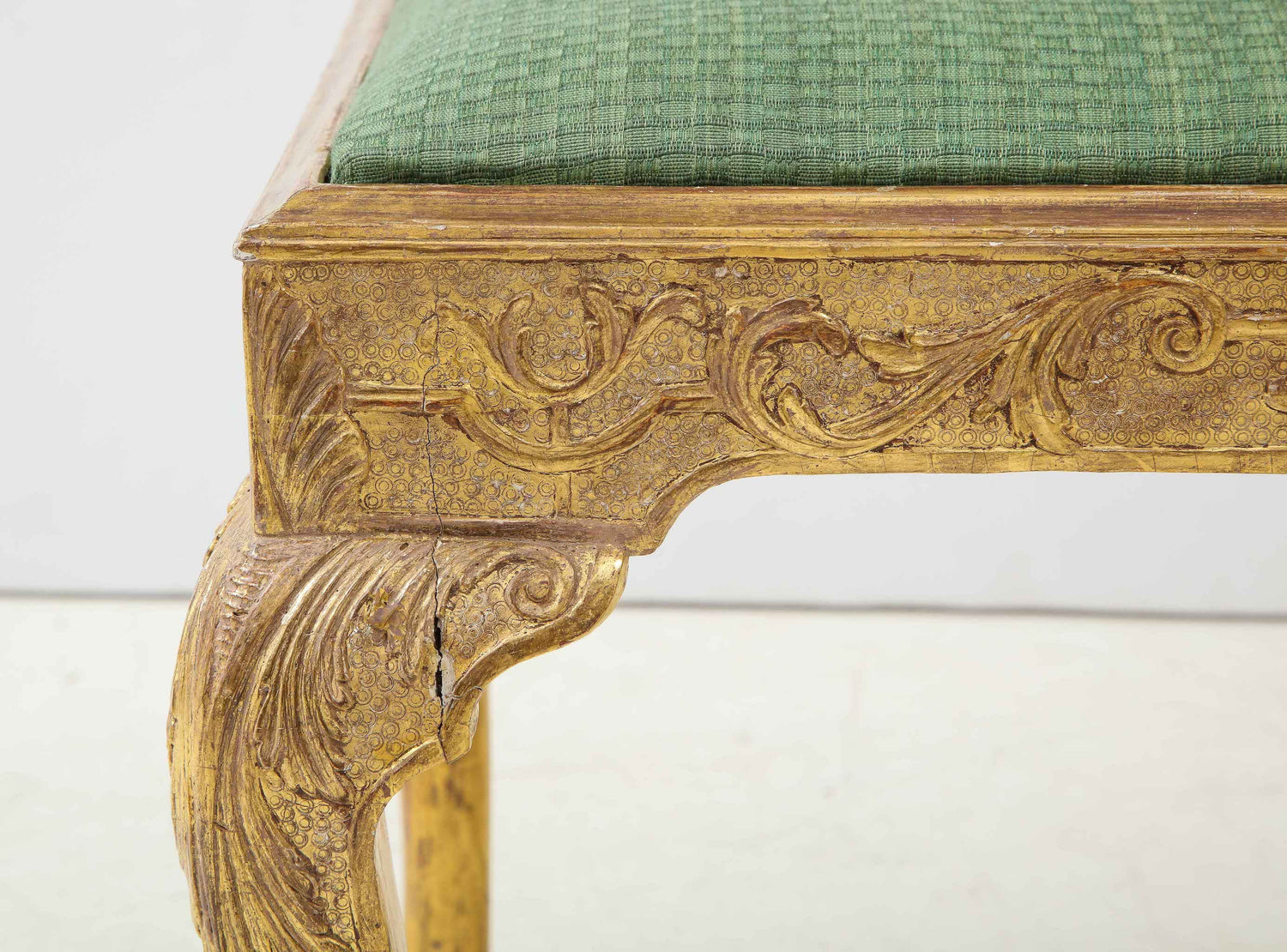 Carved-Gesso-Stool-with-Drop-In-Seat-(C-1740)-3